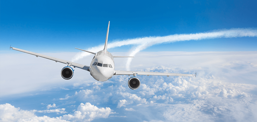 トロント行きの飛行機と空